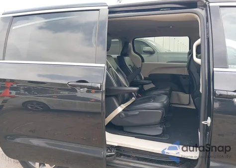 2023 Chrysler Pacifica Hybrid Touring L z USA, uszkodzony, nr VIN 2C4RC1L75PR611591